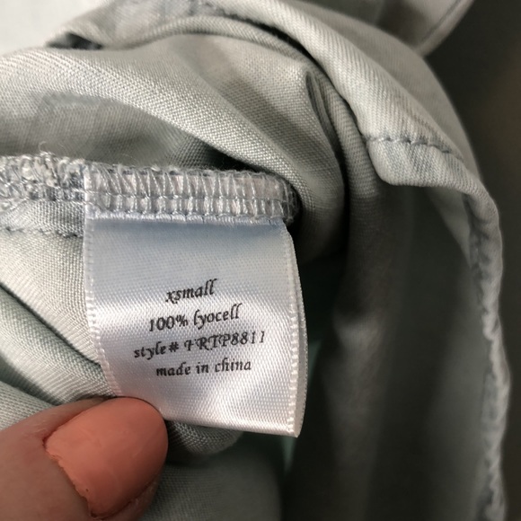 NWT Miami Sleeveless Blouse Light Wash Size XS - Picture 8 of 9